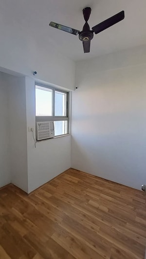 Room in 2.5 BHK Apartment at Lodha Casa Rio, Dombivli East – for Sale