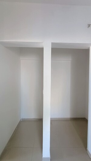 Room in 2.5 BHK Apartment at Lodha Casa Rio, Dombivli East – for Sale