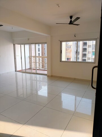 Room in 3 BHK Apartment at Gota – for Sale