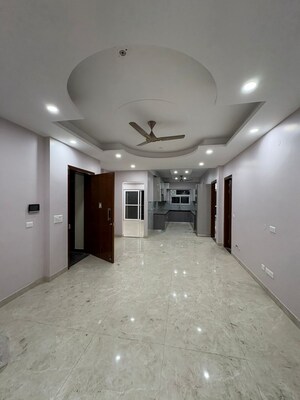 Room in 2 BHK Apartment at Shree Vardhman Victoria, Sector 70 – for Sale