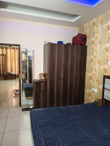 Room in 2 BHK Apartment at Kharar Landran Road – for Rent