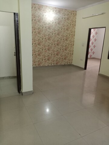 Room in 3 BHK Builder Floor at Shyam Nagar – for Sale