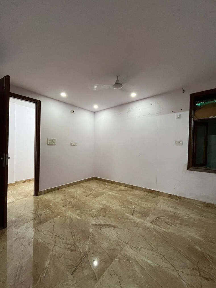 Room, himgiri-enclave 2 Bedroom 500 Sq.Ft. Builder Floor In Burari Delhi 8410929