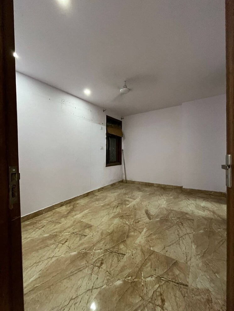 Room, himgiri-enclave 2 Bedroom 500 Sq.Ft. Builder Floor In Burari Delhi 8410929