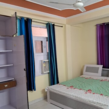 Bedroom in 2 BHK Apartment at Saket – for Rent