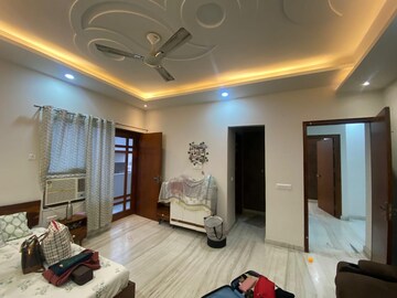 Bedroom in 3 BHK Builder Floor at Sector 15 ii – for Rent