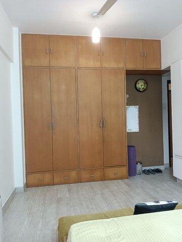 Furnished Amenities in 2 BHK Apartment at Lokhandwala Harmony, Worli – for Rent