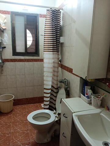 Bathroom in 2 BHK Apartment at Lokhandwala Harmony, Worli – for Rent