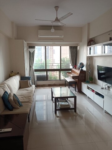 Team Area in 2 BHK Apartment at Lokhandwala Harmony, Worli – for Rent