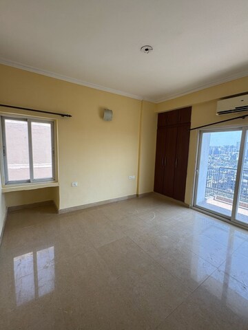 Room in 3 BHK Apartment at Antriksh Nature, Sector 52 – for Sale