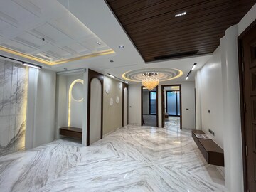 Bedroom in 3 BHK Apartment at Husainabad – for Sale