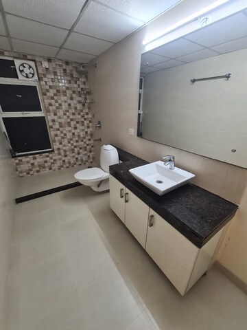 Master Bedroom in 4 BHK Apartment at Bestech Park View Sanskruti, Sector 92 – for Rent
