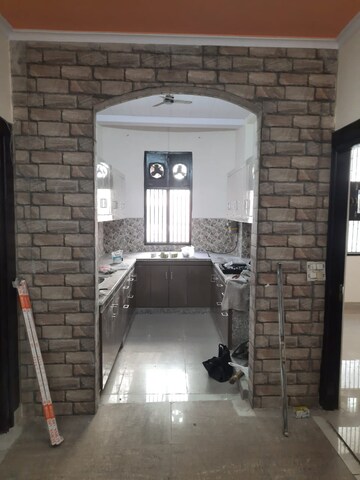Building Lobby in 4 BHK Builder Floor at Shakti Khand 2 – for Rent