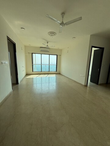 2 BHK Apartment For Rent in Rohan Mirage, Matunga