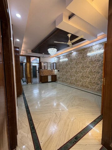 Kitchen in 3 BHK Builder Floor at Chahak Plaza, Shakti Khand – for Sale