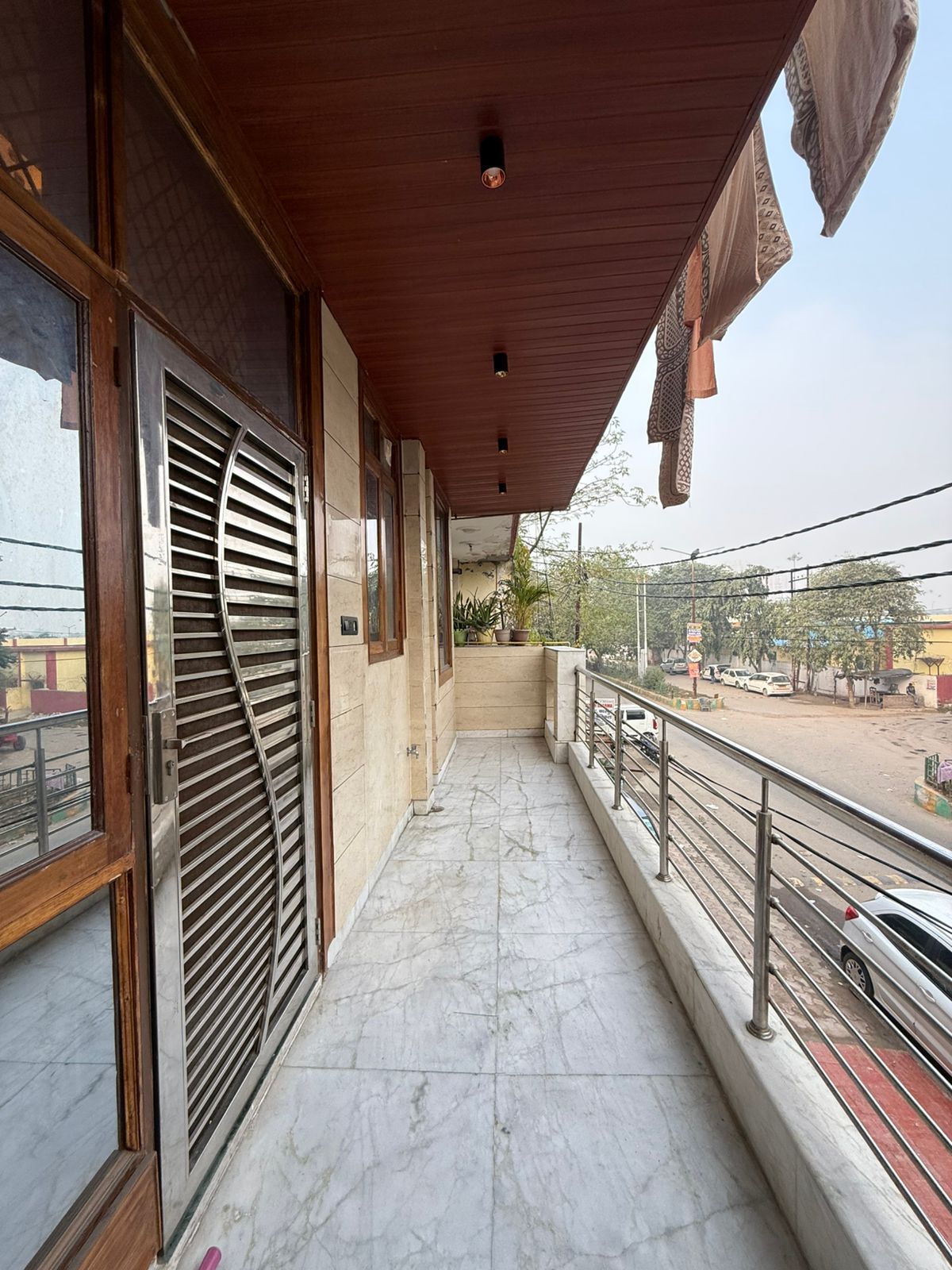 3 BHK Builder Floor For Sale in Chahak Plaza