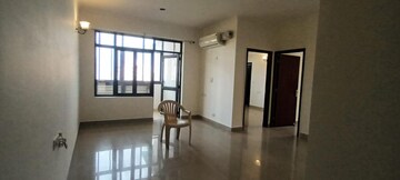 Room in 3 BHK Apartment at Ramprastha Zen Spire, Vaishali Extension – for Sale