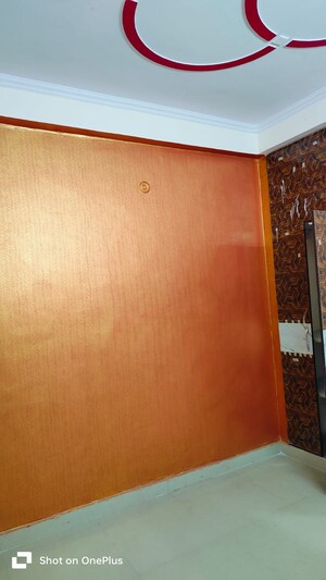 Room in 2 BHK Builder Floor at Shastri Park – for Sale