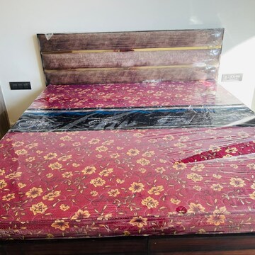 Bedroom in 3 BHK Apartment at Maxxus Elanza, Nagla Road – for Rent
