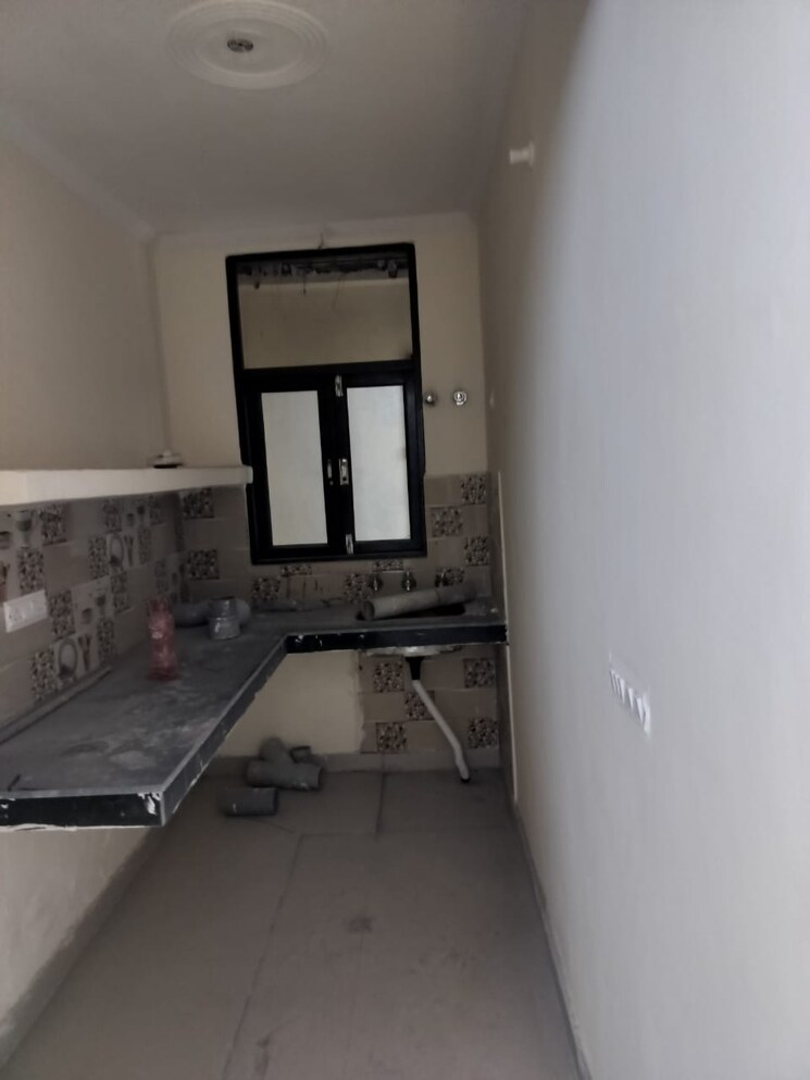 Kitchen, new ashok nagar 2 Bedroom 811 Sq.Ft. Apartment In New Ashok Nagar Delhi 8411867