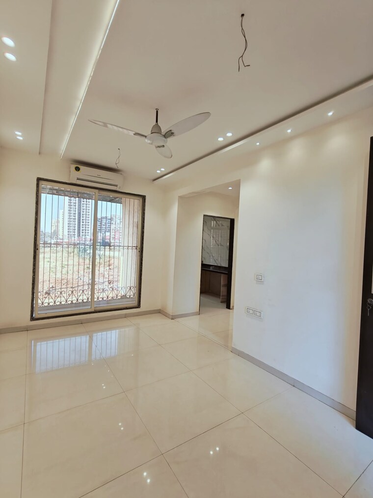 Room, precious-empire 1 Bedroom 530 Sq.Ft. Apartment In Pale Gaon Thane 8411674