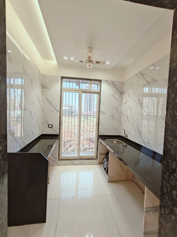 Bathroom, precious-empire 1 Bedroom 530 Sq.Ft. Apartment In Pale Gaon Thane 8411674