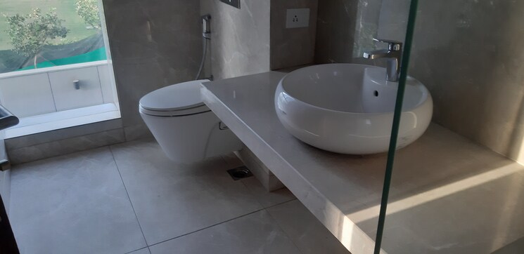 Bathroom, bombay-realty-two-icc 4 Bedroom 2100 Sq.Ft. Apartment In Dadar East Mumbai 8411664
