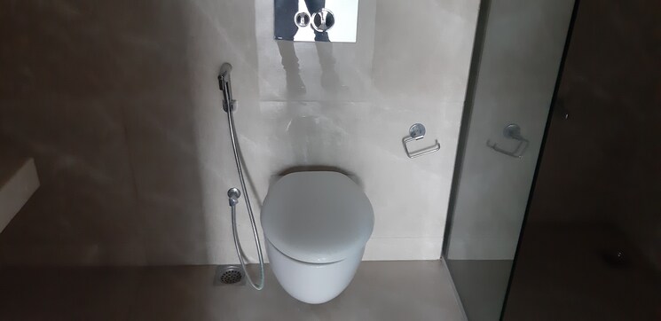 Bathroom, bombay-realty-two-icc 4 Bedroom 2100 Sq.Ft. Apartment In Dadar East Mumbai 8411664