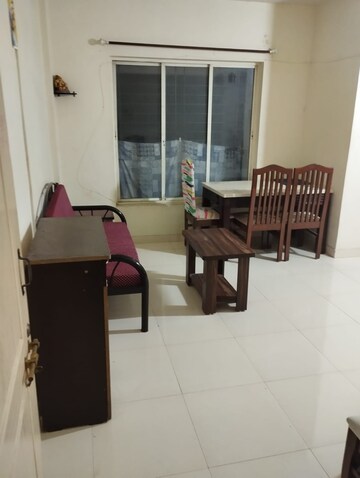 Room in 1 BHK Apartment at Wanowrie – for Rent