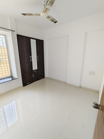 Room in 1.5 BHK Apartment at Citadel Enclave, Bt Kawade Road – for Rent