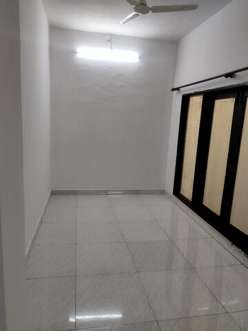 Room in 2 BHK Apartment at Sector 26a – for Rent