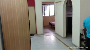 Living Room in 2 BHK Apartment at Vashi Sector 17 – for Rent