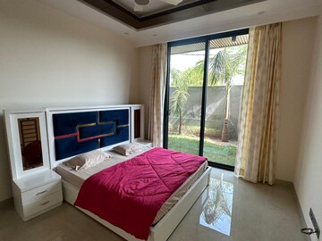 Bedroom in 2 BHK Apartment at Aims Golf City, Sector 75 – for Sale