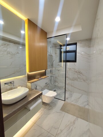 Bathroom in 3 BHK Apartment at Hero Homes Palatial, Sector 104 – for Sale