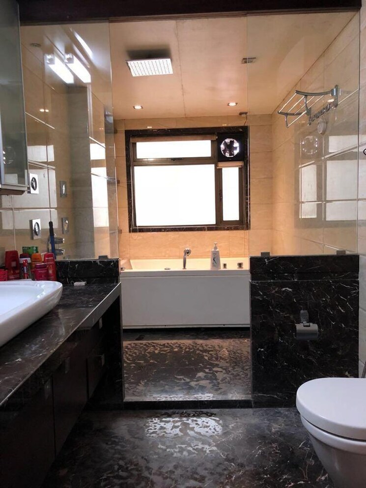 Bathroom, aims-golf-city 2 Bedroom 950 Sq.Ft. Apartment In Sector 75 Noida 8411920