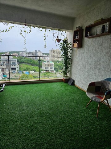Swimming Pool in 3 BHK Apartment at Wanowrie – for Rent