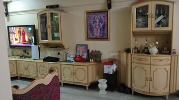Living Room in 2 BHK Apartment at Mahim West – for Rent