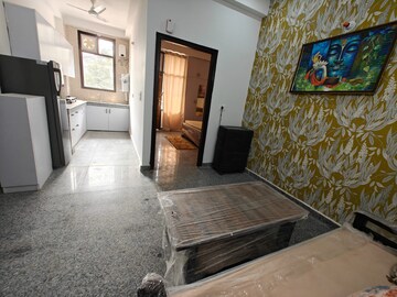 Living Room in 2 BHK Builder Floor at Sector 45 – for Rent