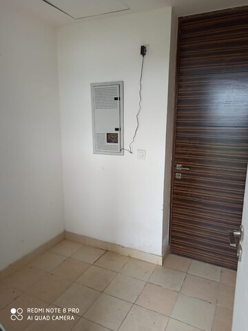 Room in 3 BHK Apartment at M3M Golf Estate, Sector 65 – for Rent