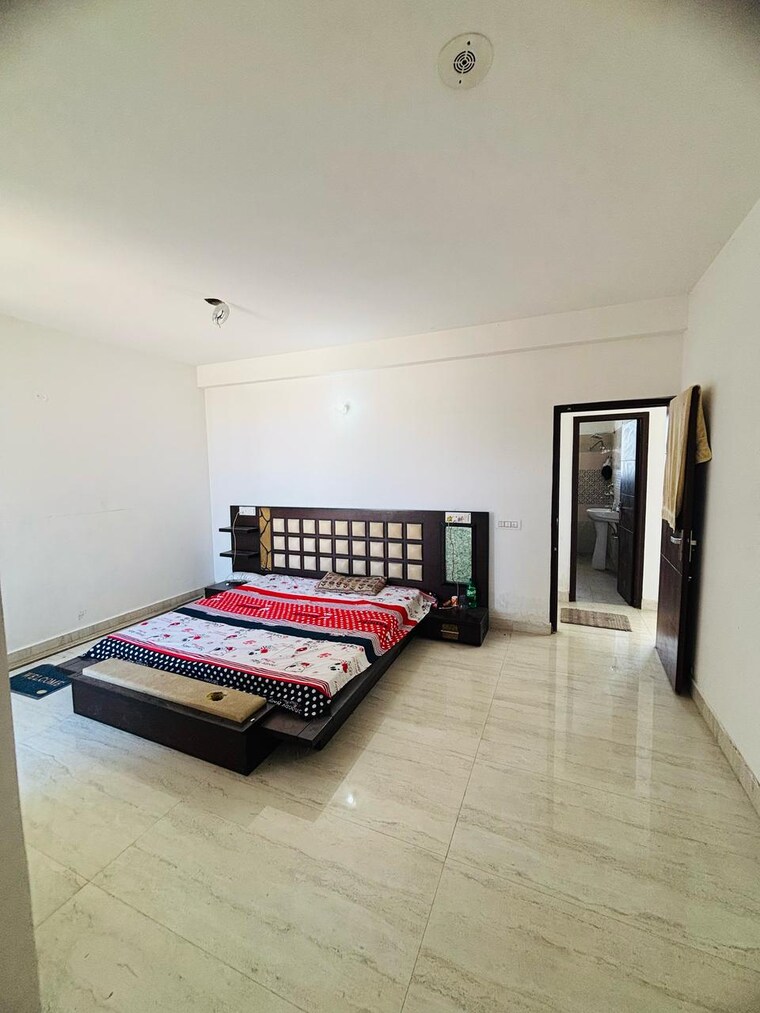 Bedroom, peer mucchalla 3 Bedroom 2250 Sq.Ft. Apartment In Peer Mucchalla Zirakpur 8412115