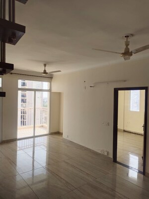 Room in 3 BHK Apartment at Peer Mucchalla – for Sale