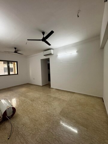 Room in 2 BHK Apartment at Lodha Splendora, Ghodbunder Road – for Rent