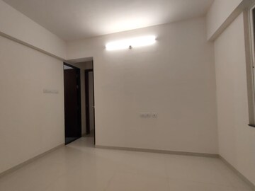 Room in 2 BHK Apartment at Pristine Greens, Moshi – for Rent