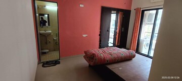 Bedroom in 2 BHK Apartment at Kalpataru Serenity, Manjari – for Rent