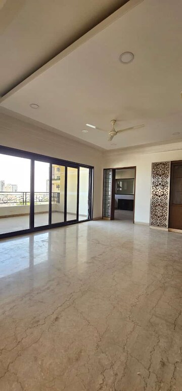 Living Room in 4 BHK Apartment at Jubilee Hills – for Rent