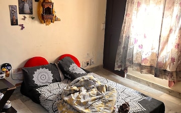 1 RK Independent House For Rent in Sector 52