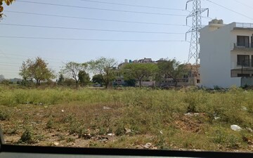 Plot For Sale in Sector 80