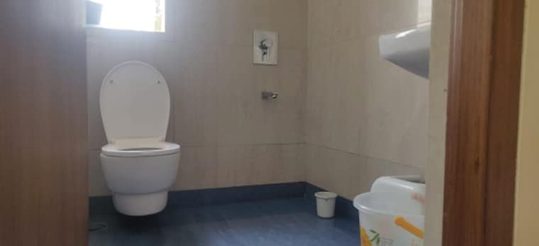 Bathroom, hanuman-sharan-chs 2 Bedroom 825 Sq.Ft. Apartment In Cumbala Hill Mumbai 8412280