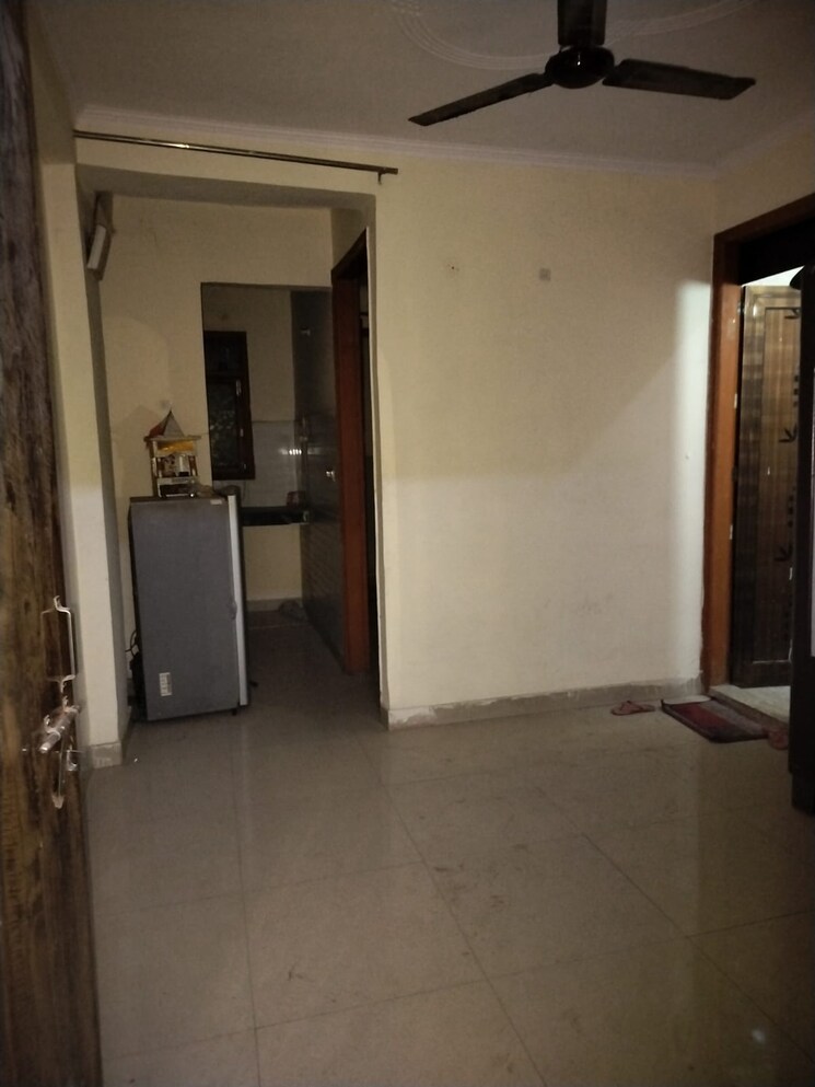 Room, new ashok nagar 2 Bedroom 500 Sq.Ft. Apartment In New Ashok Nagar Delhi 8412315