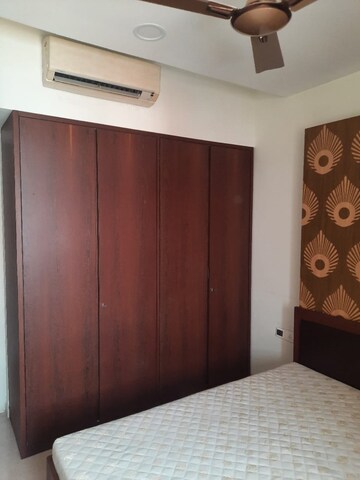 Bedroom in 2 BHK Apartment at Lodha Fiorenza, Goregaon East – for Rent
